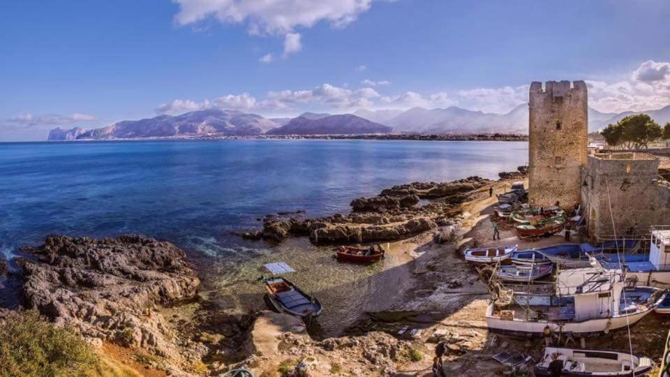 Amecasa - Casa Vacanze Sicilia Carini Buitenkant foto