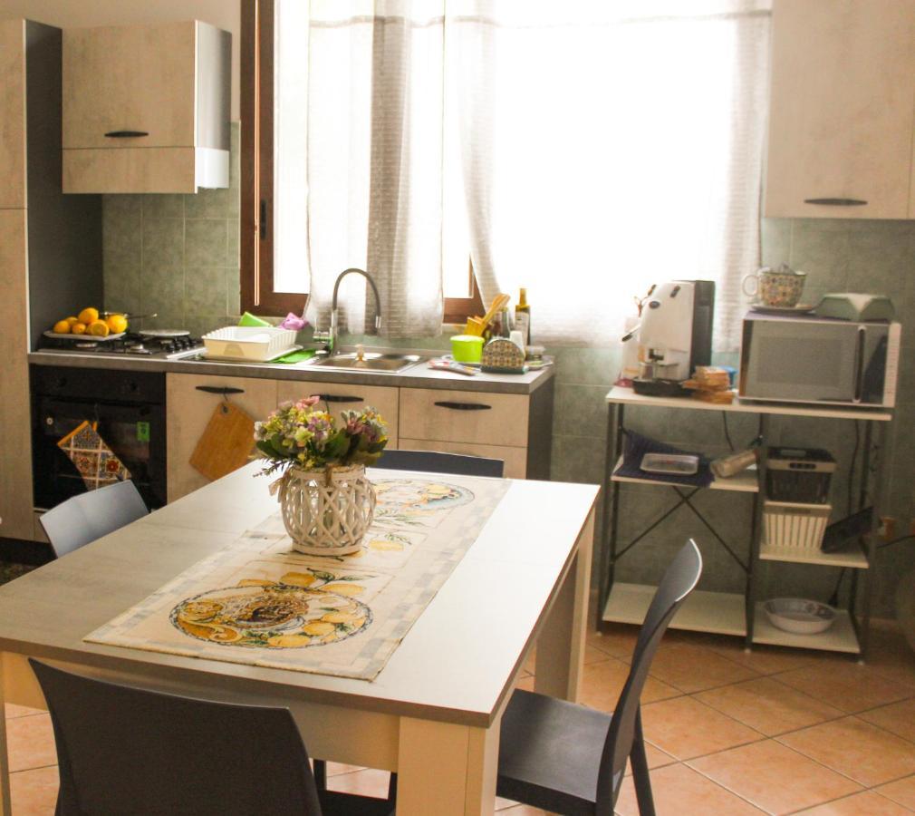 Amecasa - Casa Vacanze Sicilia Carini Buitenkant foto
